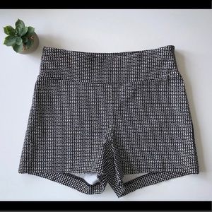 ✨BEDO Pattern Shorts ✨